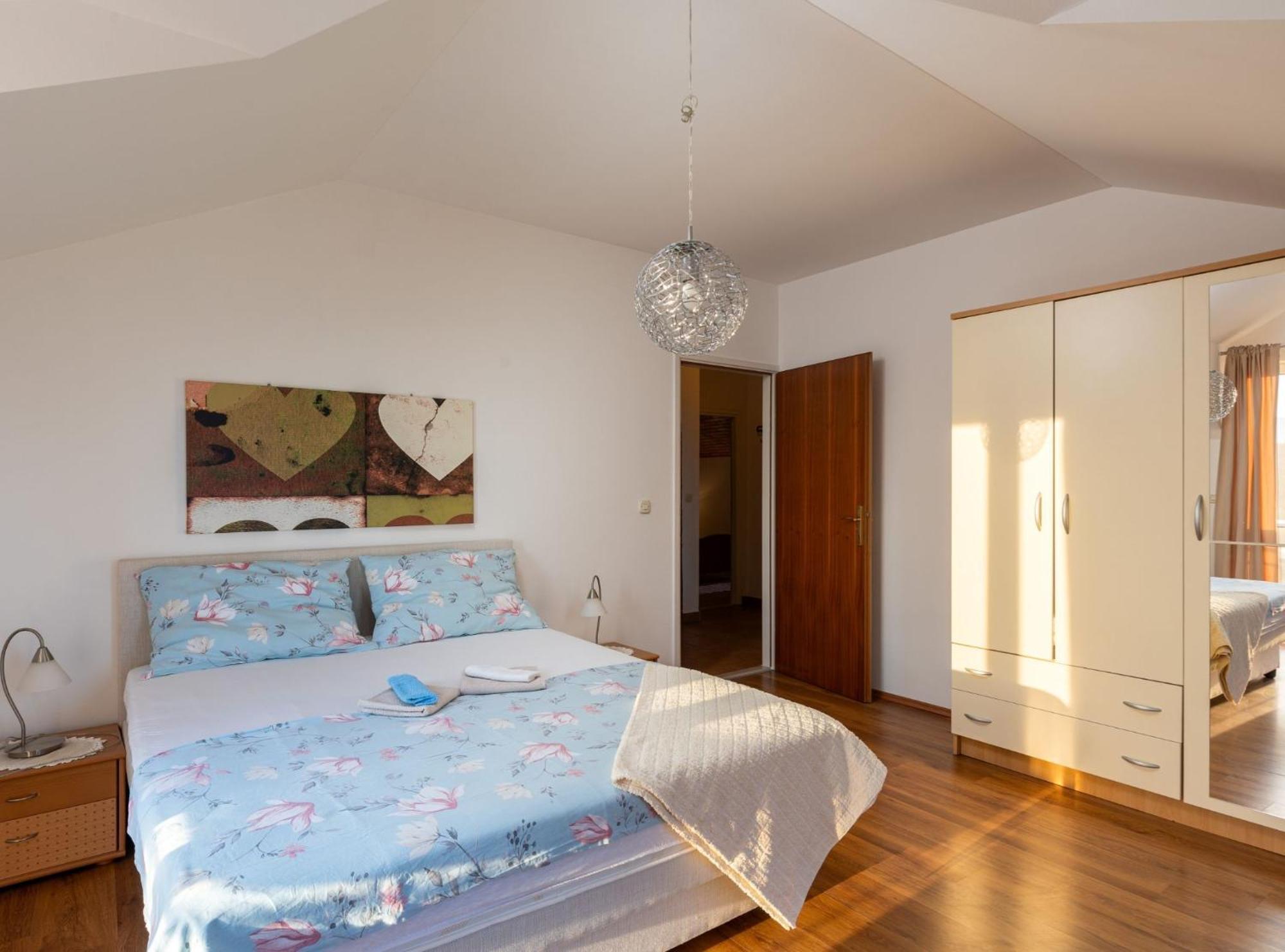 Villa Source With Private Pool Pridvorje Esterno foto