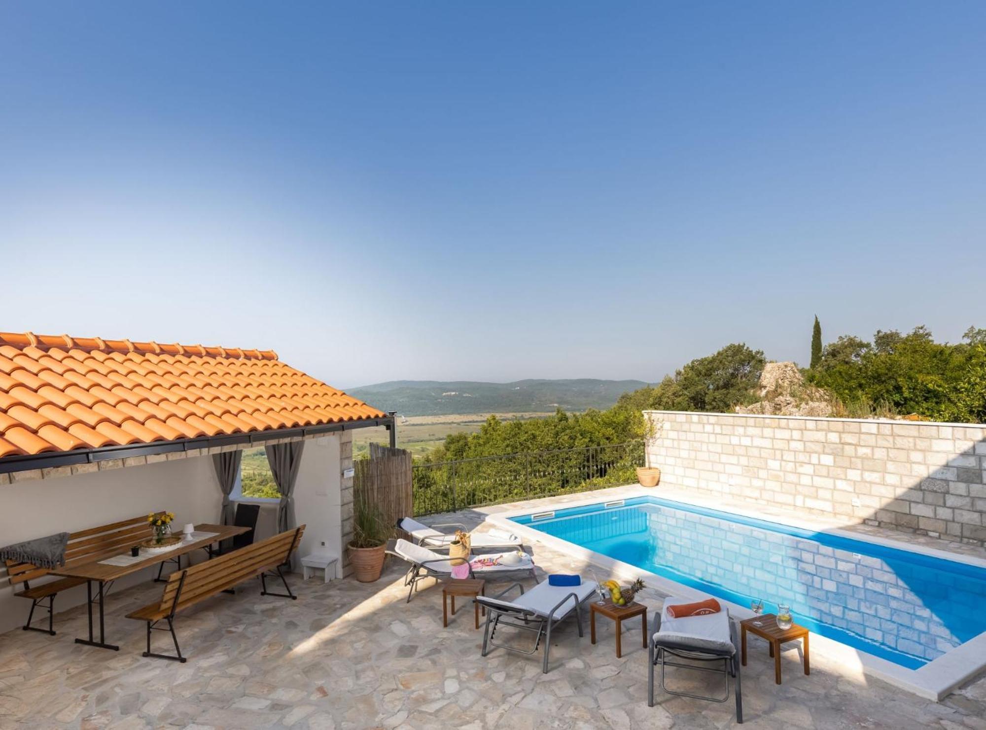 Villa Source With Private Pool Pridvorje Esterno foto