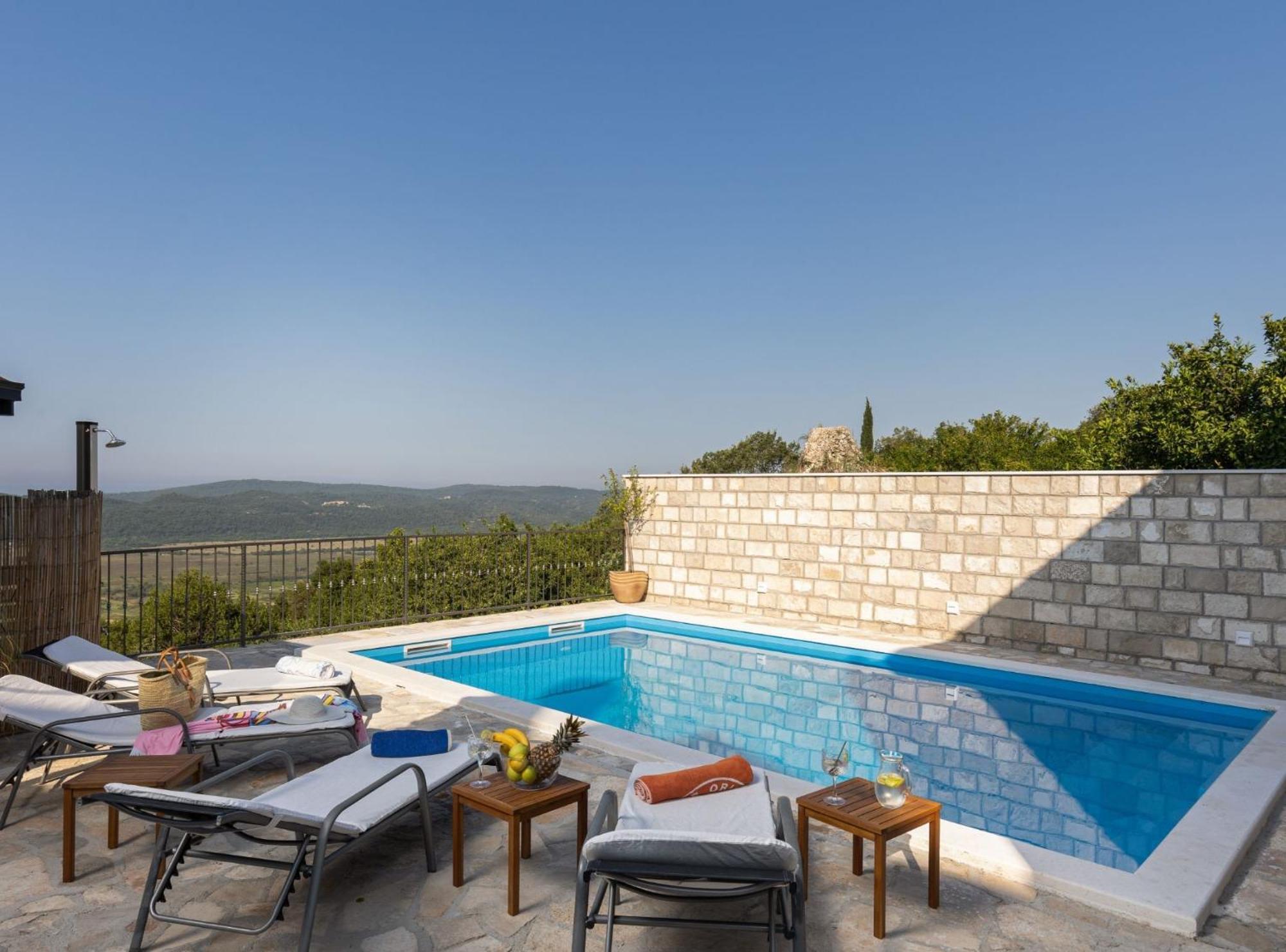 Villa Source With Private Pool Pridvorje Esterno foto